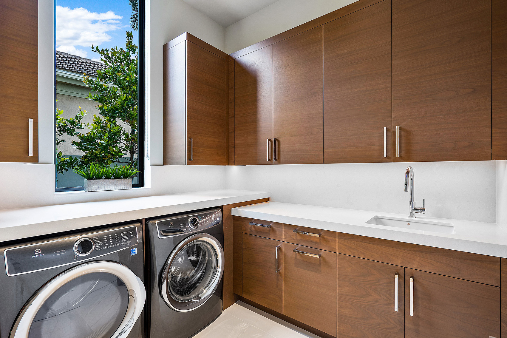modern laundry room cabinets
